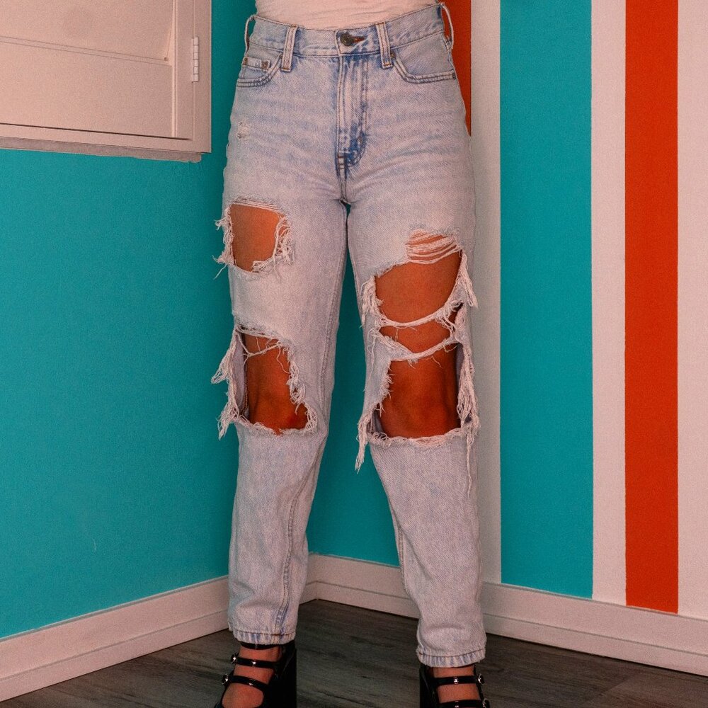 Aeropostale Ultra-Distressed High-Rise Mom Jeans